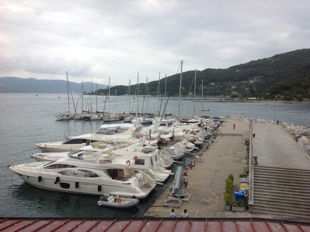 Affittacamere La Lanterna Porto Venere Exterior photo